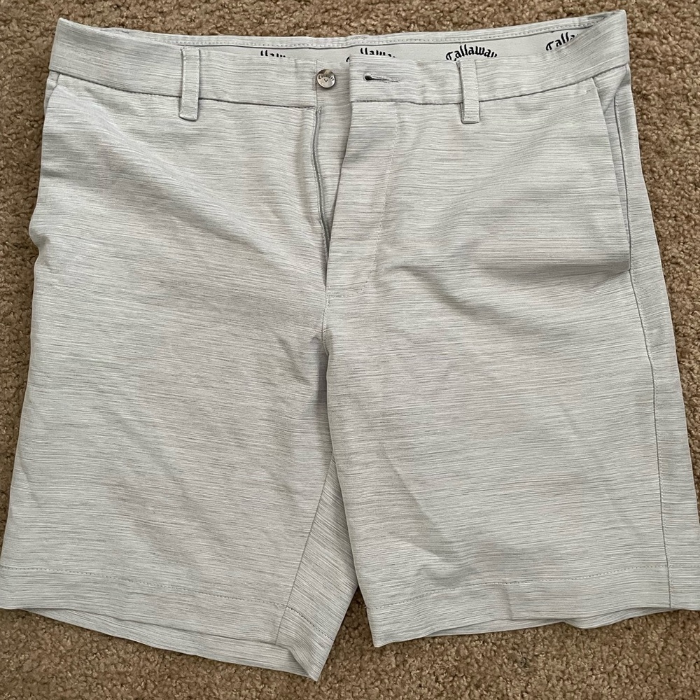 Callaway golf shorts size 34